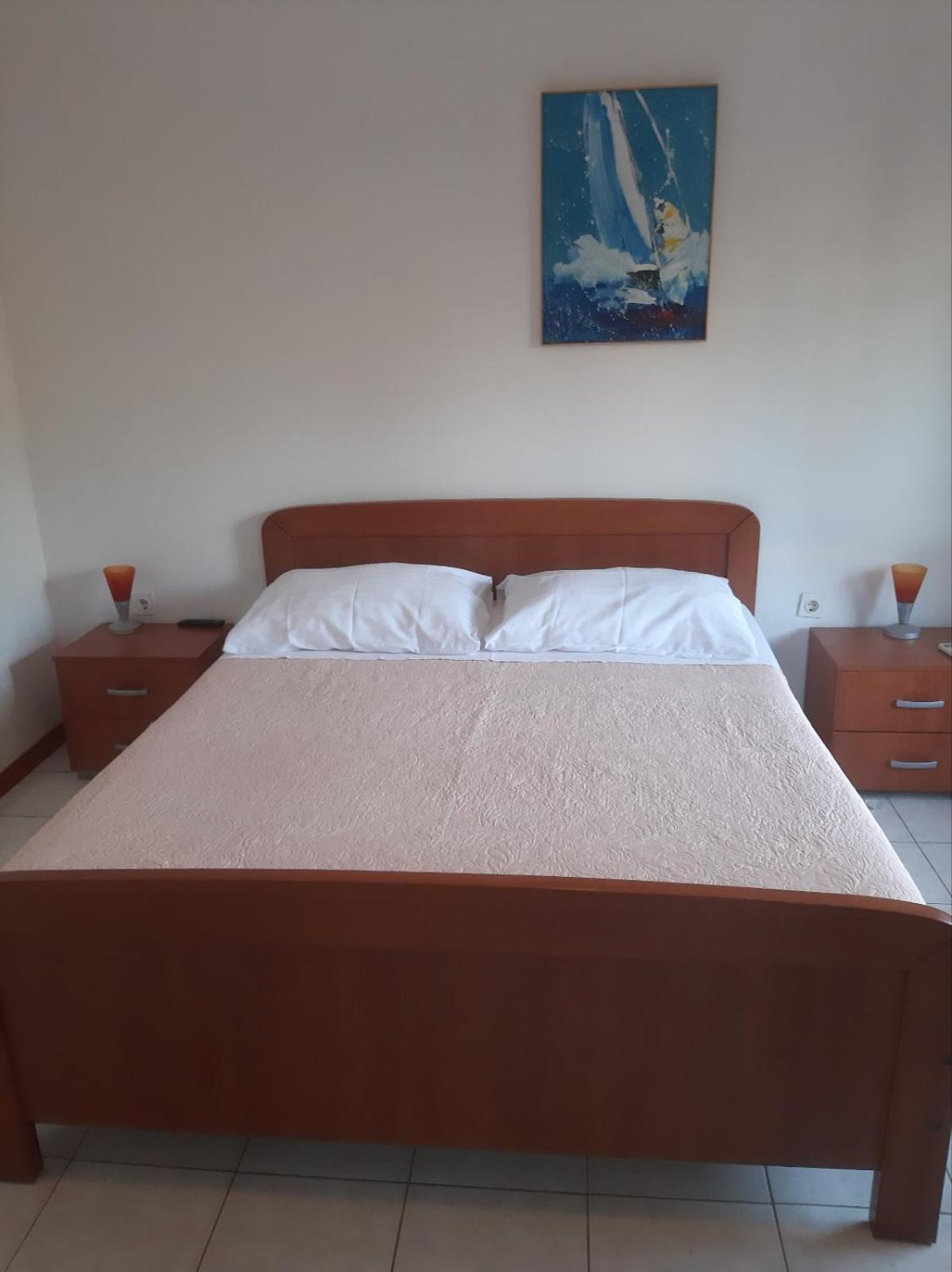 Apartmani Kadmen Ika Ngoại thất bức ảnh